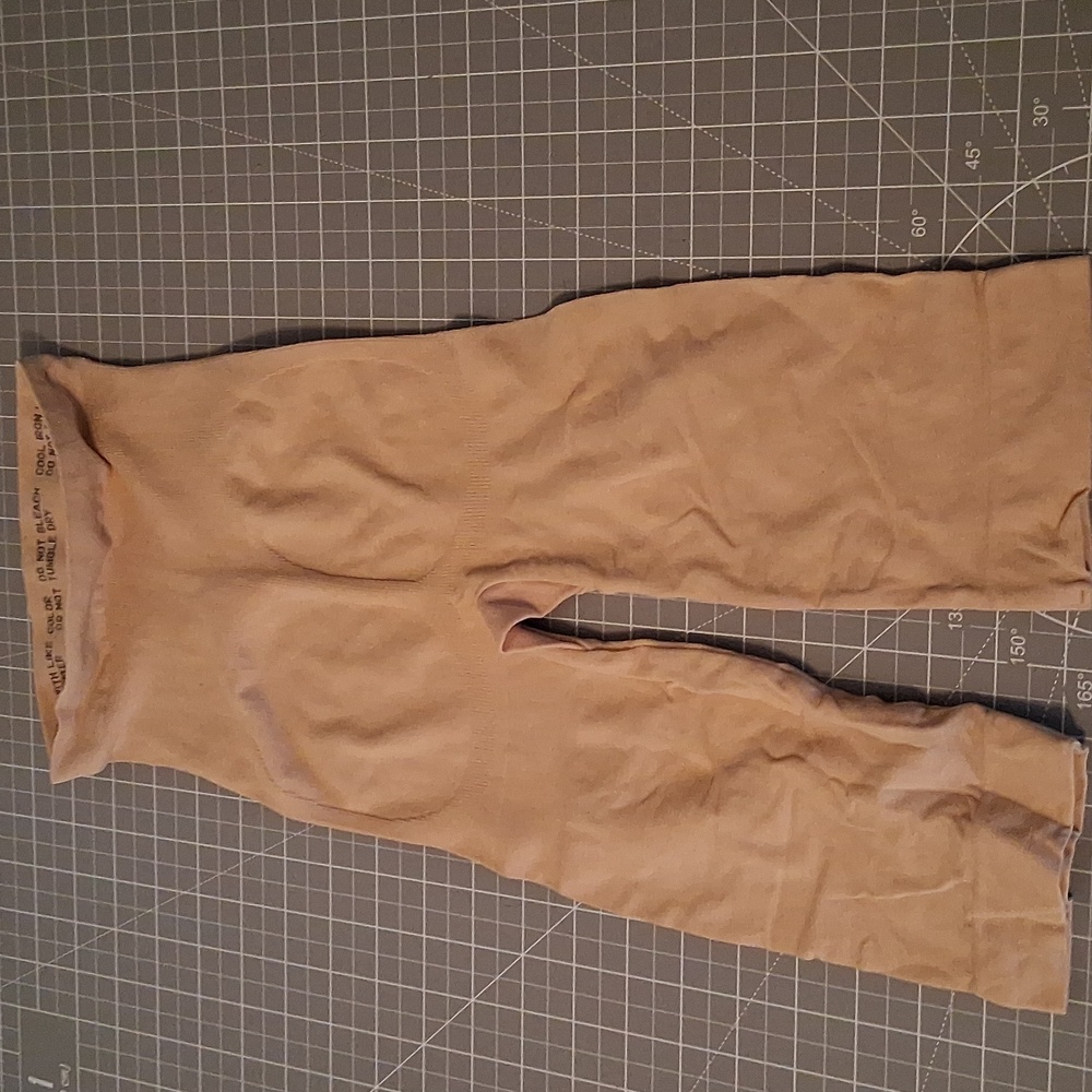 🧹Booty Shaper - Picture 5 of 6